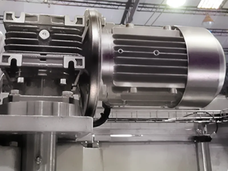 Can-Filling-Sealing-Machine3-1