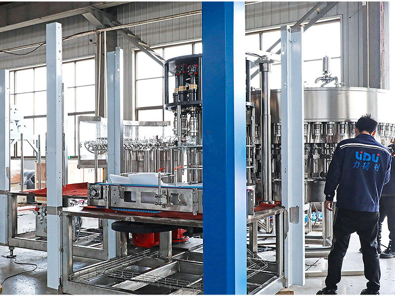 12000-BPH-water-filling-machine
