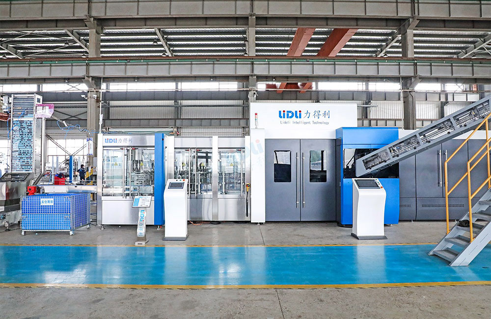 Blowing-Filling-Capping-Combiblock-Machine-1