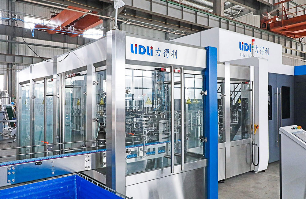 Blowing-Filling-Capping-Combiblock-Machine-6