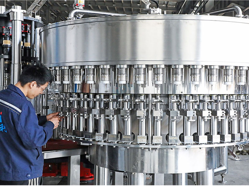 PET-bottle-water-filling-machine-(5)