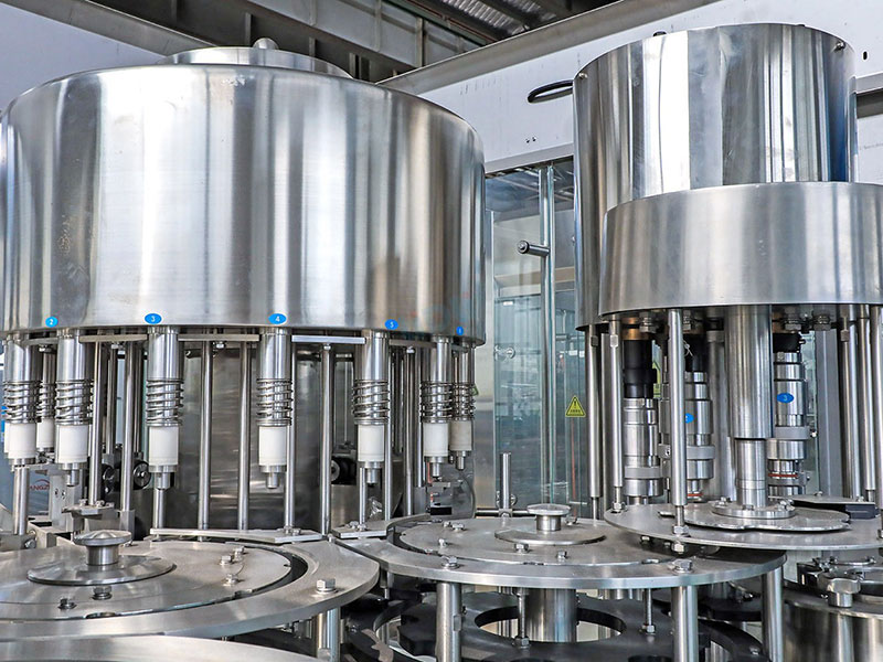 PET-bottle-water-filling-machine-6000BPH-(2)